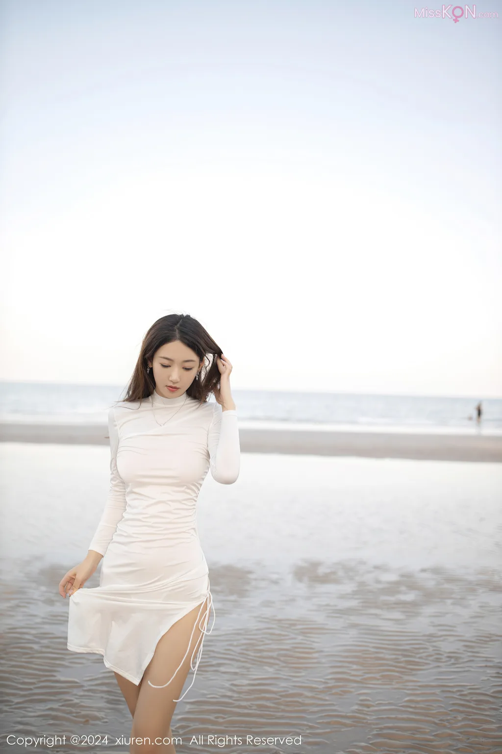XIUREN No.8106 – 8115 (790 photos) 16 XIUREN No.8106 – 8115 (790 photos) 16