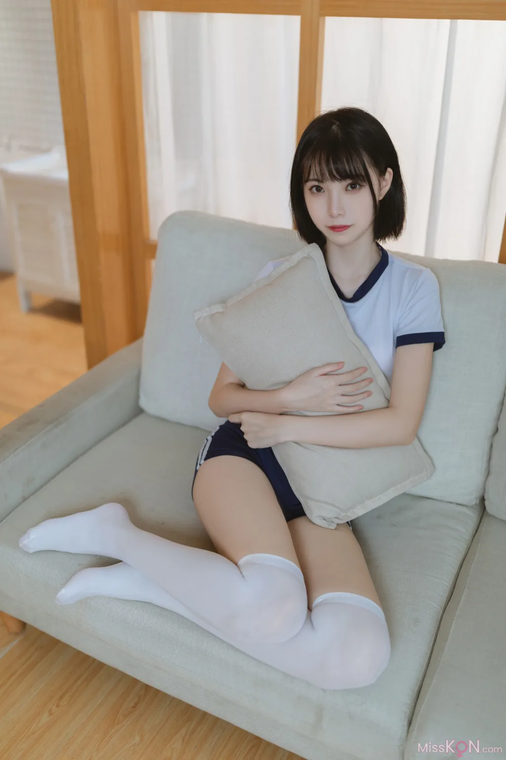 Coser@许岚LAN: 放学回家 (32 photos) 