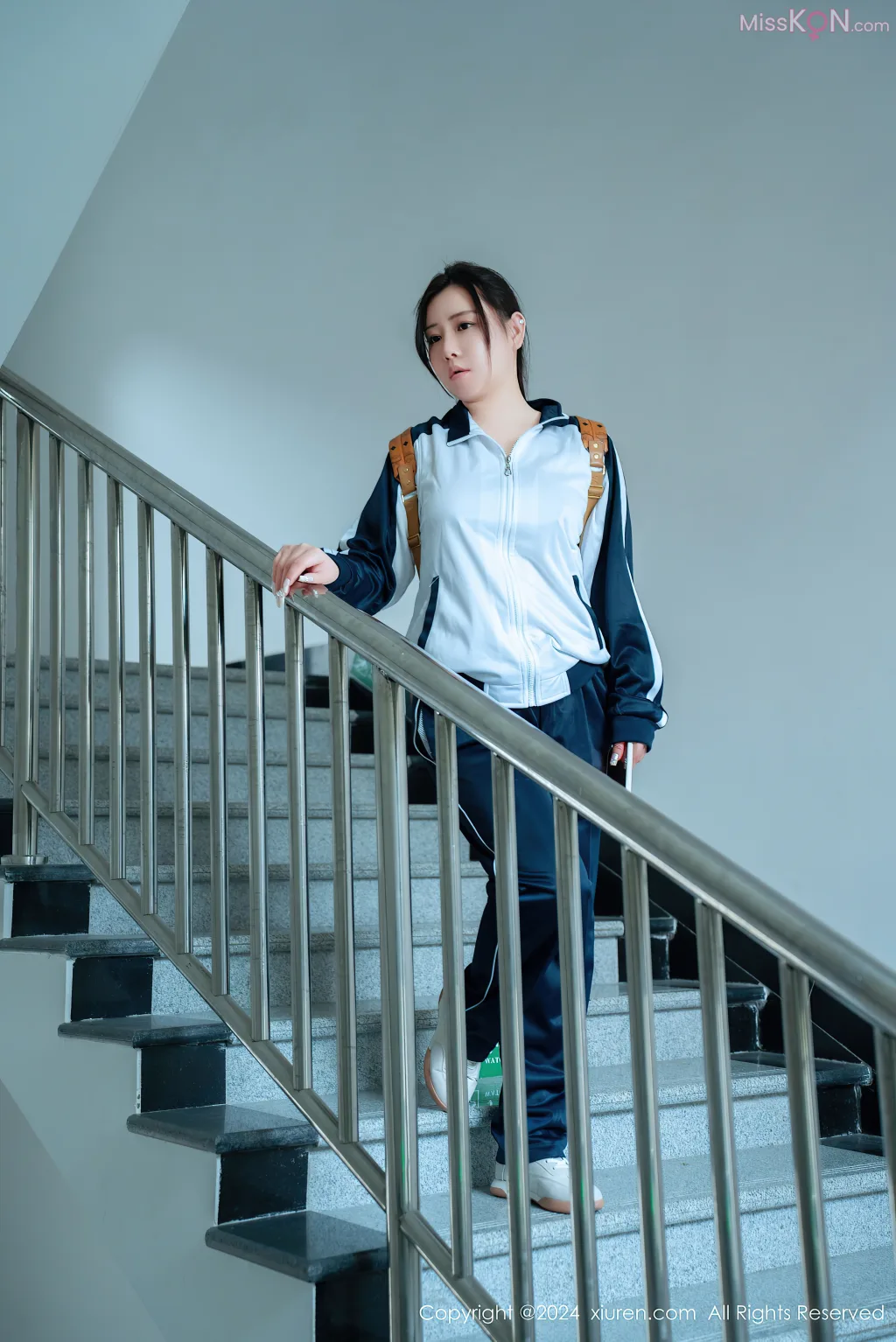 XIUREN No.8116 – 8125 (782 photos) 15 XIUREN No.8116 – 8125 (782 photos) 15