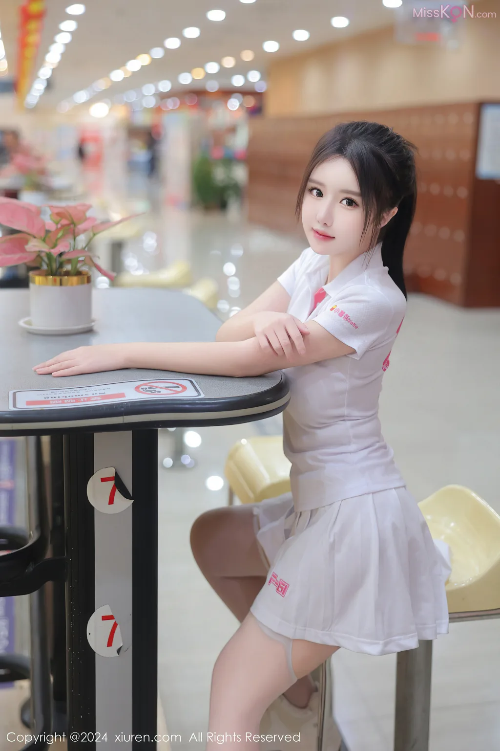 XIUREN No.8116 – 8125 (782 photos) 3 XIUREN No.8116 – 8125 (782 photos) 3
