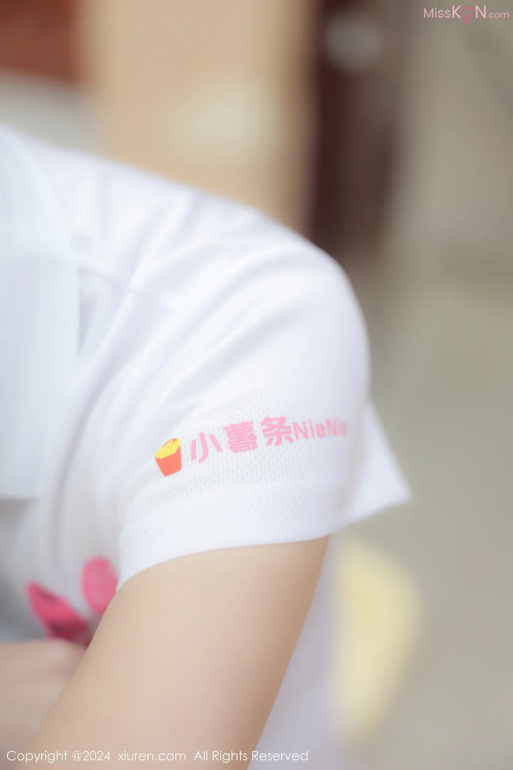 XIUREN No.8116 – 8125 (782 photos) 4 XIUREN No.8116 – 8125 (782 photos) 4