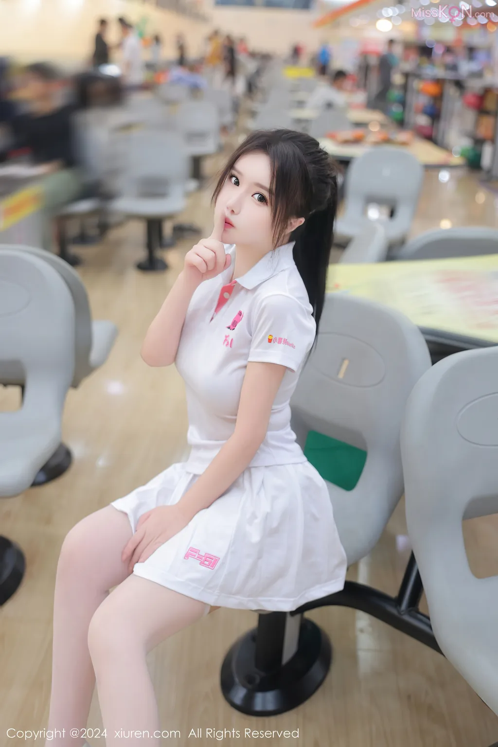 XIUREN No.8116 – 8125 (782 photos) 15 XIUREN No.8116 – 8125 (782 photos) 15