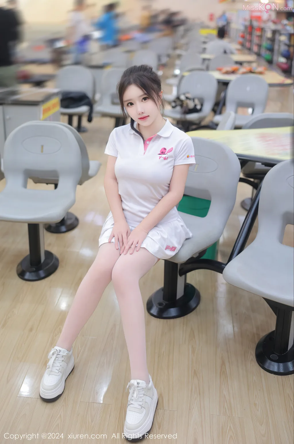 XIUREN No.8116 – 8125 (782 photos) 0 XIUREN No.8116 – 8125 (782 photos) 0