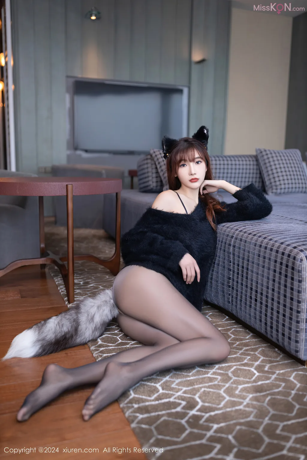 XIUREN No.8156 – 8165 (794 photos) 16 XIUREN No.8156 – 8165 (794 photos) 16