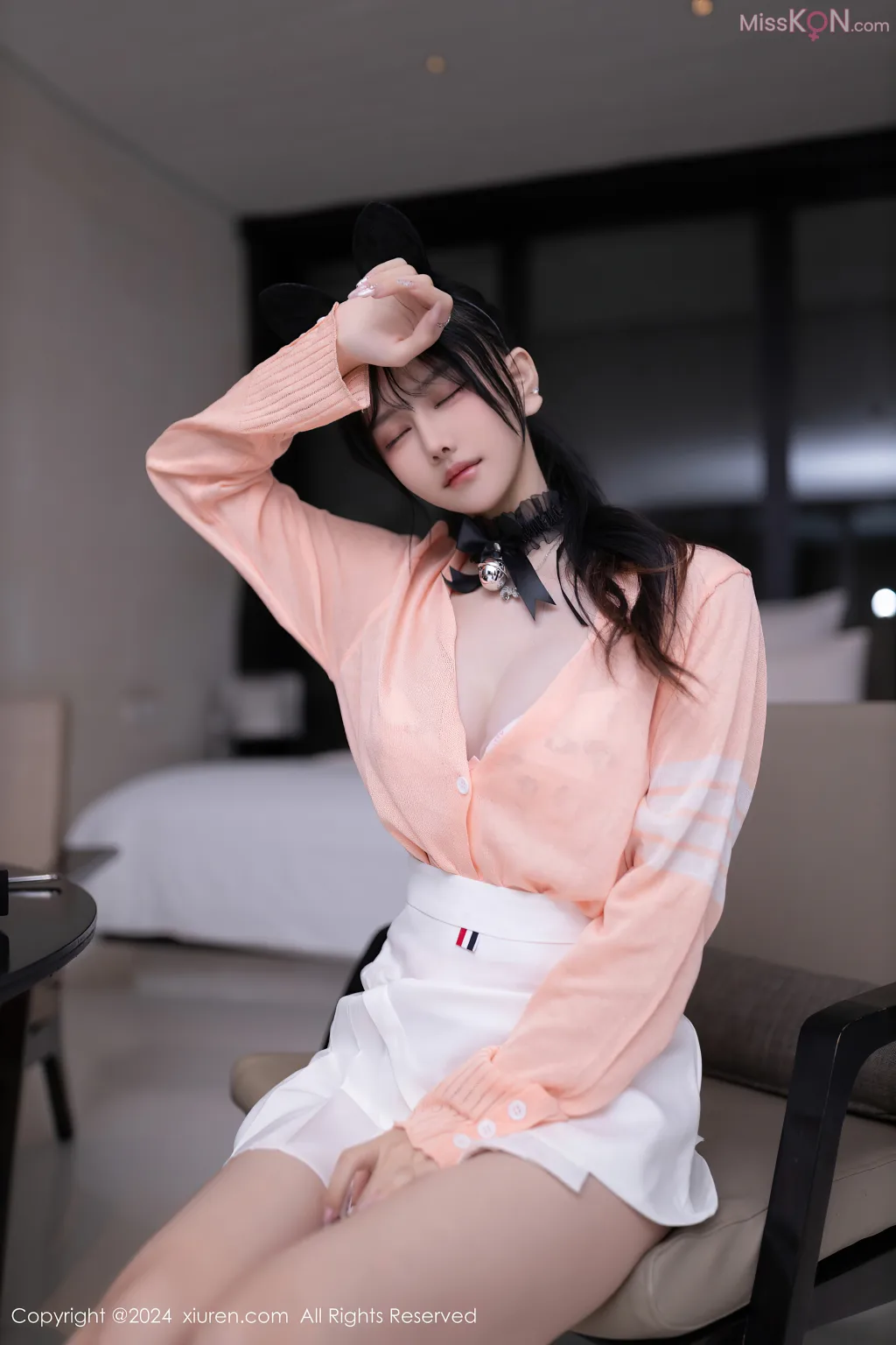 XIUREN No.8136 – 8145 (800 photos) 16 XIUREN No.8136 – 8145 (800 photos) 16