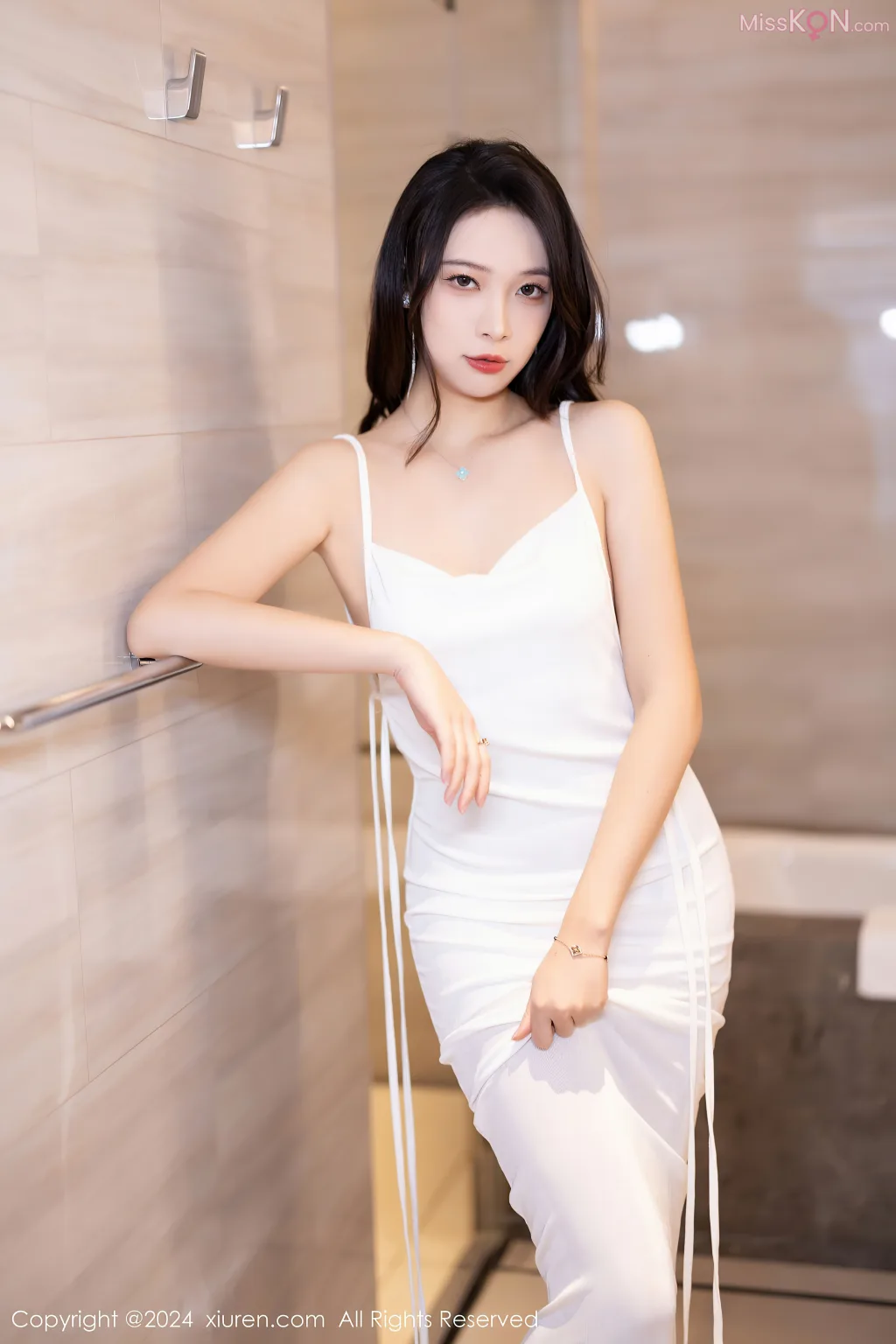 XIUREN No.8266 – 8275 (756 photos) 19 XIUREN No.8266 – 8275 (756 photos) 19