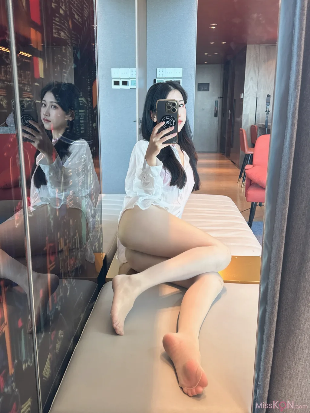 Coser@不呆猫: 粉色衬衣女友 (66 photos ) 17 Coser@不呆猫: 粉色衬衣女友 (66 photos ) 17