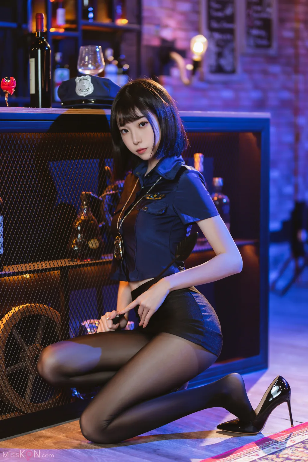 Coser@许岚LAN: 黑丝女警 (60 photos) 10 Coser@许岚LAN: 黑丝女警 (60 photos) 10
