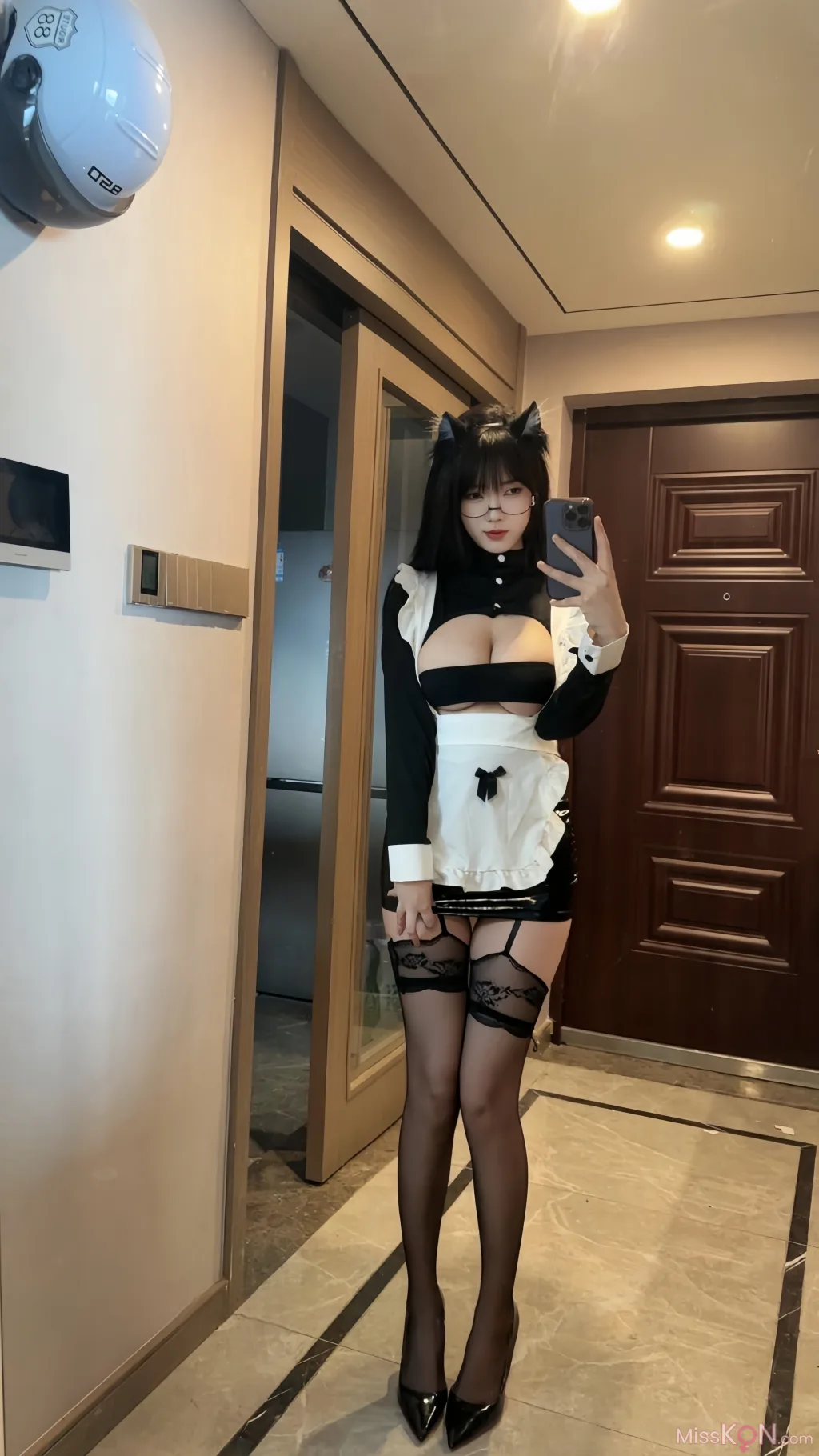 琳铛铛: 可爱女仆 (28 photos) 4 琳铛铛: 可爱女仆 (28 photos) 4