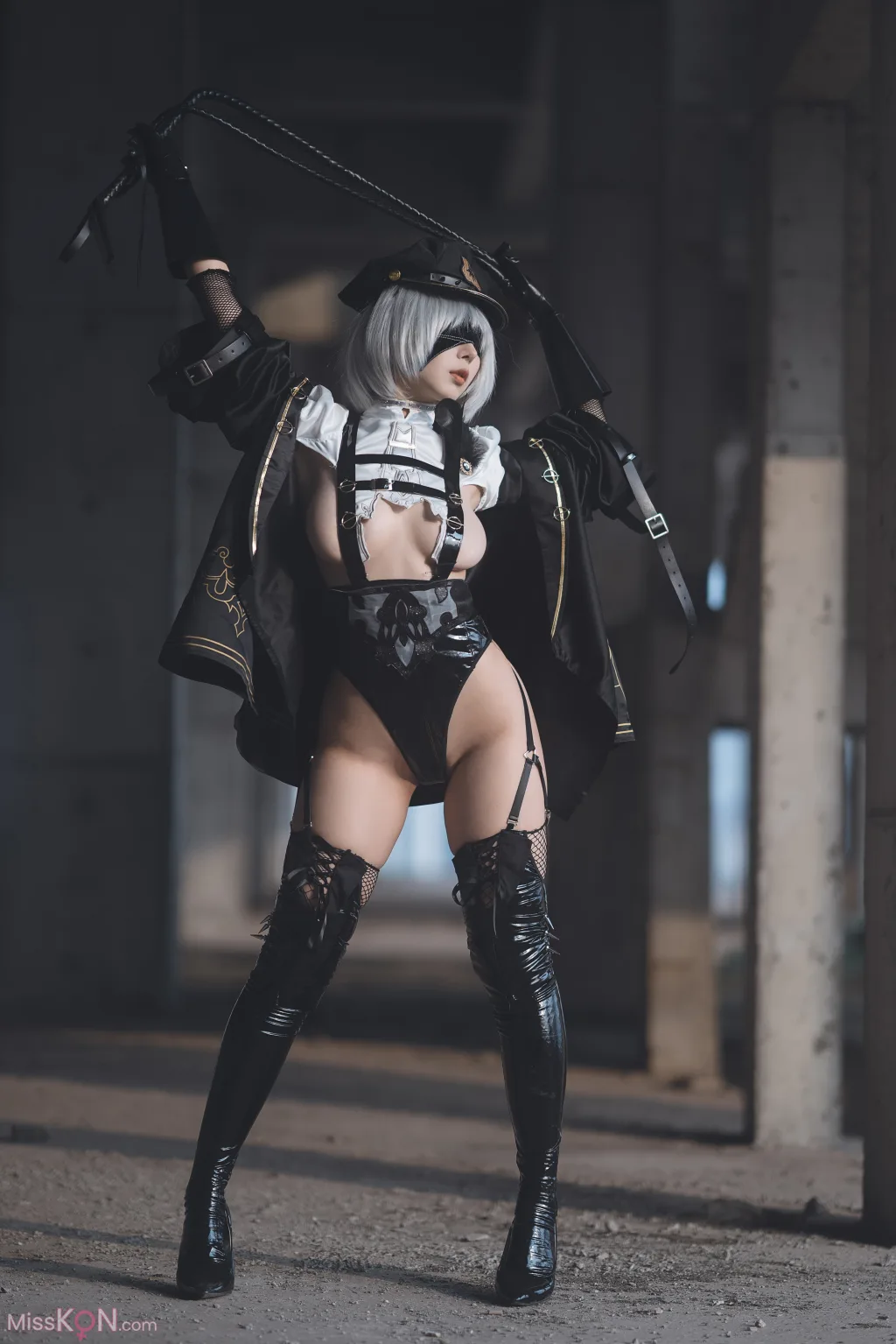Coser@云溪溪 (Yunx1x1) & 奶桃: 2B本 YoRHa No.2 Type B 上 (172 photos) 2 Coser@云溪溪 (Yunx1x1) & 奶桃: 2B本 YoRHa No.2 Type B 上 (172 photos) 2