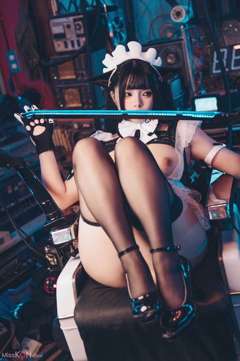Coser@落落Raku: 8K 初音未来 FutureTone (51 photos) 1 Coser@落落Raku: 8K 初音未来 FutureTone (51 photos) 1