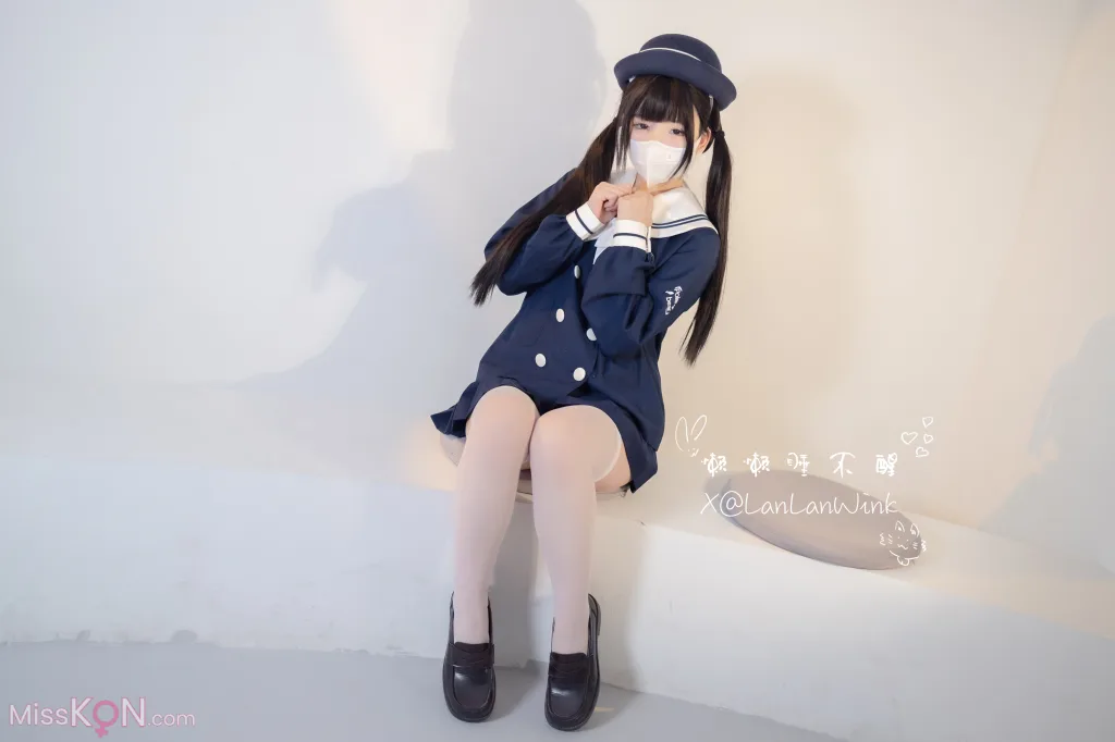 Coser@懒懒睡不醒: 合法萝莉美少女捆绑白丝jk (40 photos ) 