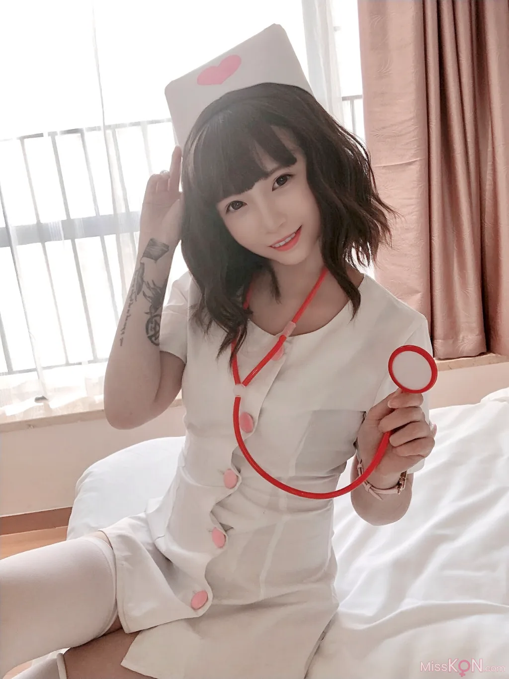 Coser@STAN酱: 护士 (36 photos ) 
