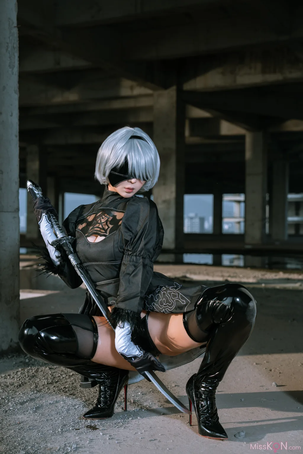 Coser@云溪溪 (Yunx1x1) & 奶桃: 2B本 YoRHa No.2 Type B 下 (195 photos) 17 Coser@云溪溪 (Yunx1x1) & 奶桃: 2B本 YoRHa No.2 Type B 下 (195 photos) 17
