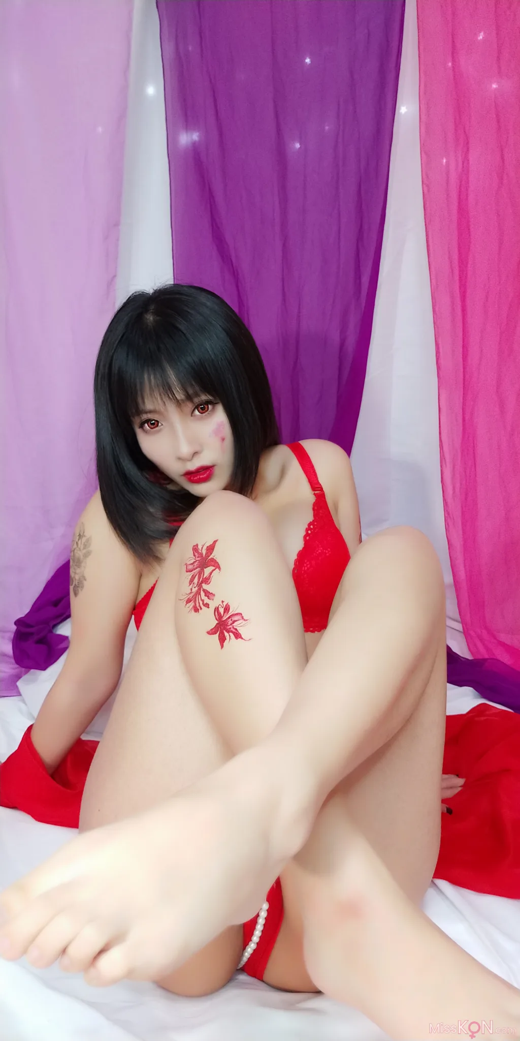 Coser@洛璃LoLiSAMA: 红女妖 (93 photos ) 18 Coser@洛璃LoLiSAMA: 红女妖 (93 photos ) 18