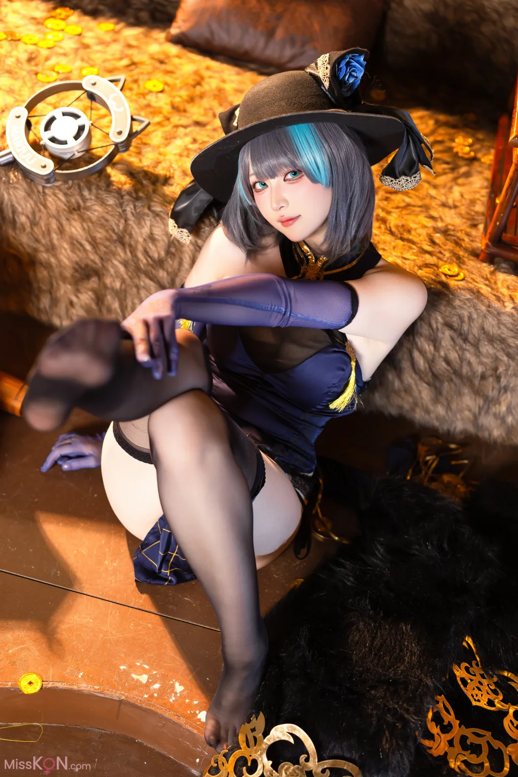 Coser@屿鱼: 金装猫猫头 (60 photos) 15 Coser@屿鱼: 金装猫猫头 (60 photos) 15