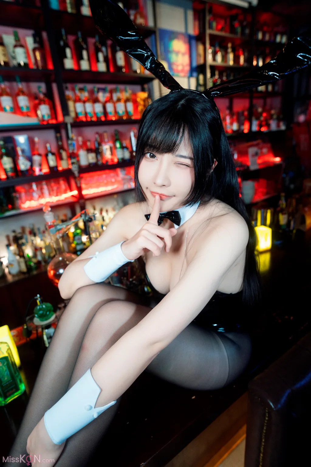 Coser@糖果果Candy: 黑胶兔兔2 (159 photos) 6 Coser@糖果果Candy: 黑胶兔兔2 (159 photos) 6