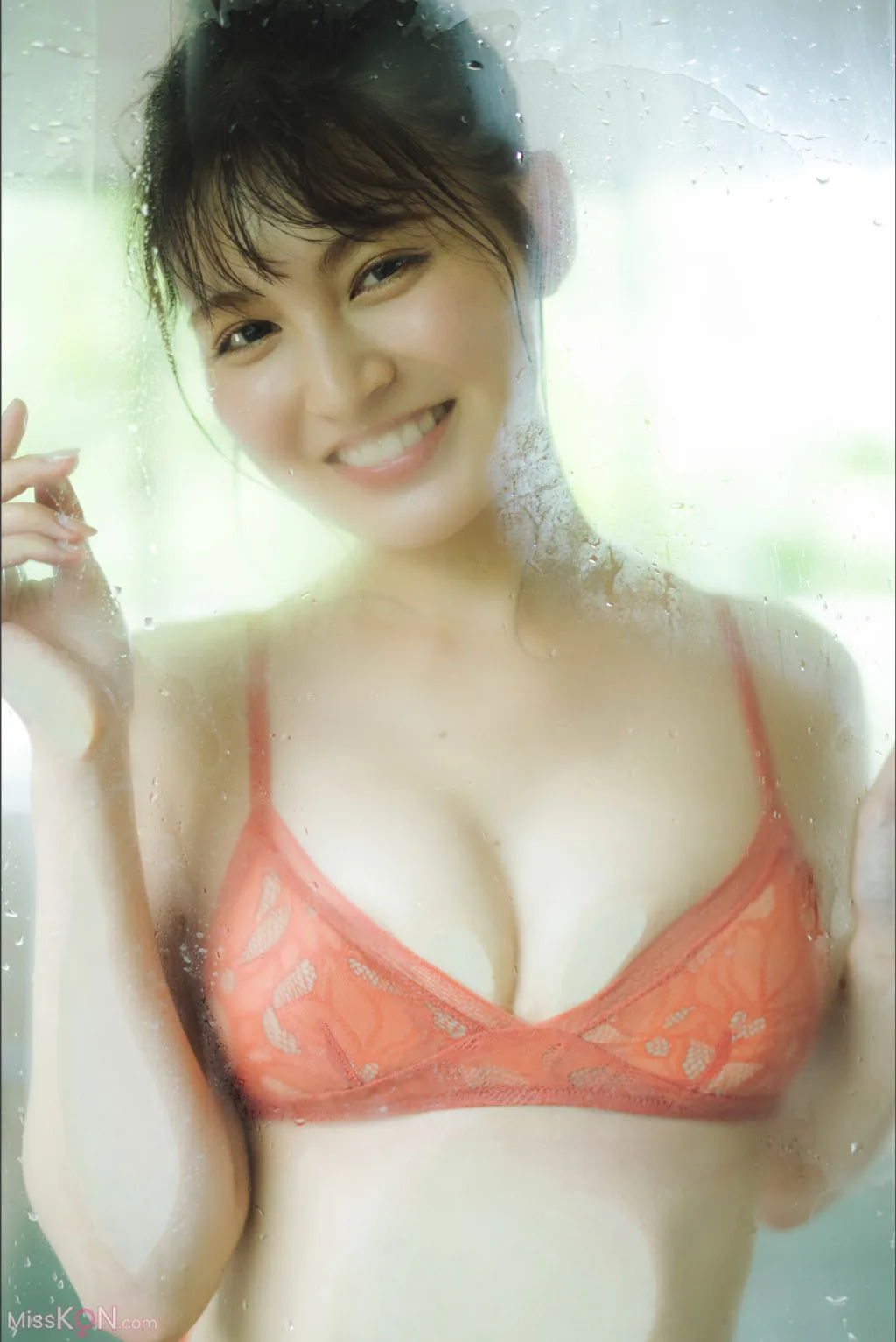 [JP] Yui Kojina (神志那結衣): ジーナに恋して Vol.2 (87 photos) 