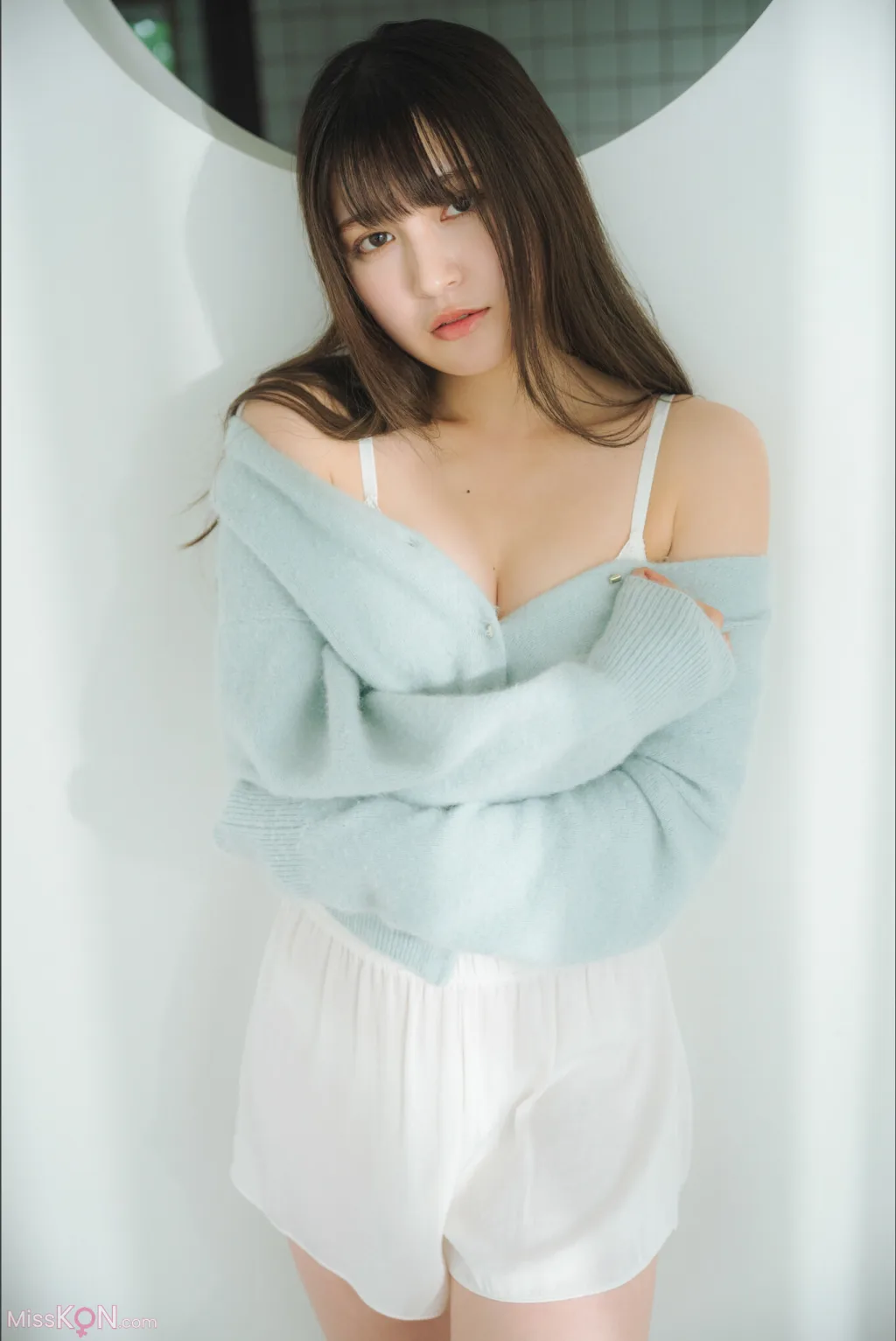 [JP] Yui Kojina (神志那結衣): ジーナに恋して Vol.2 (87 photos) 