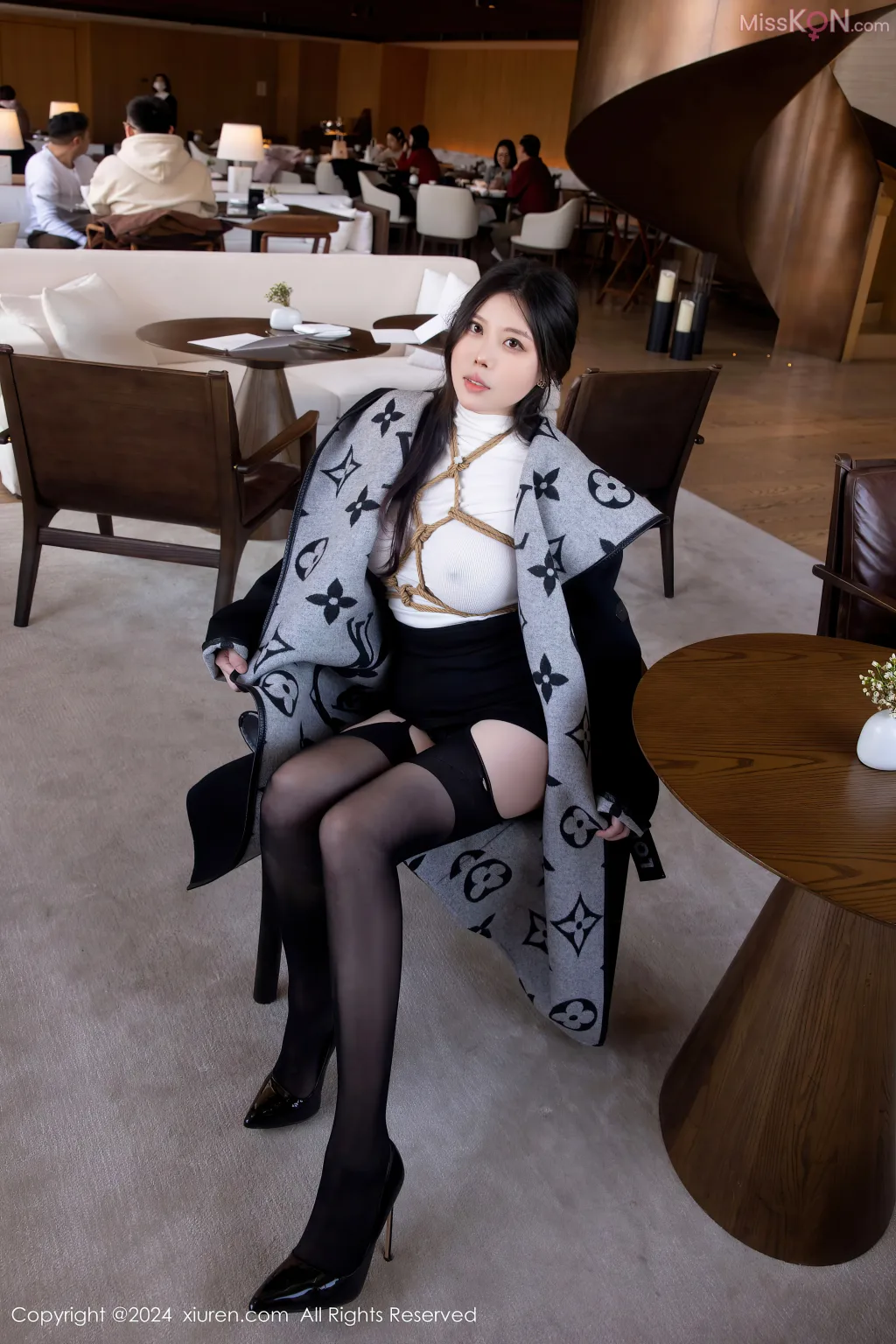 XIUREN No.8386 – 8395 (843 photos) 8 XIUREN No.8386 – 8395 (843 photos) 8