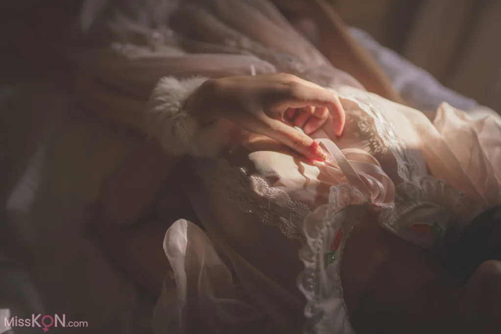 yoller@youleing (197 photos ) 6 yoller@youleing (197 photos ) 6