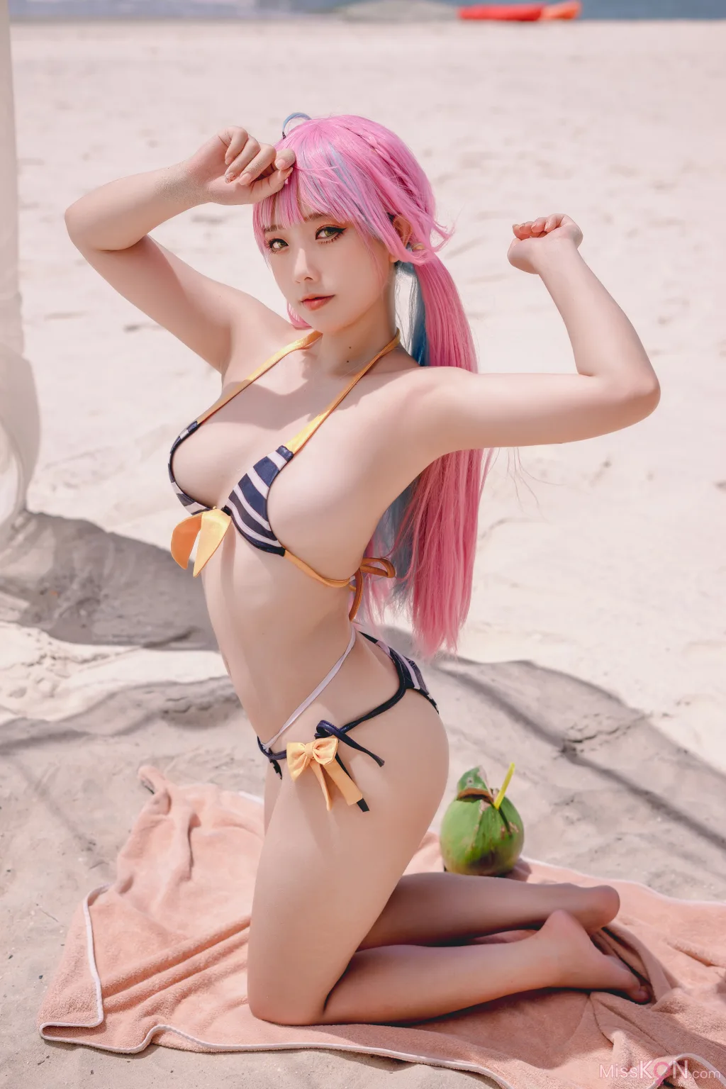 Coser@Messie Huang: Aqua Bikini (34 photos) 