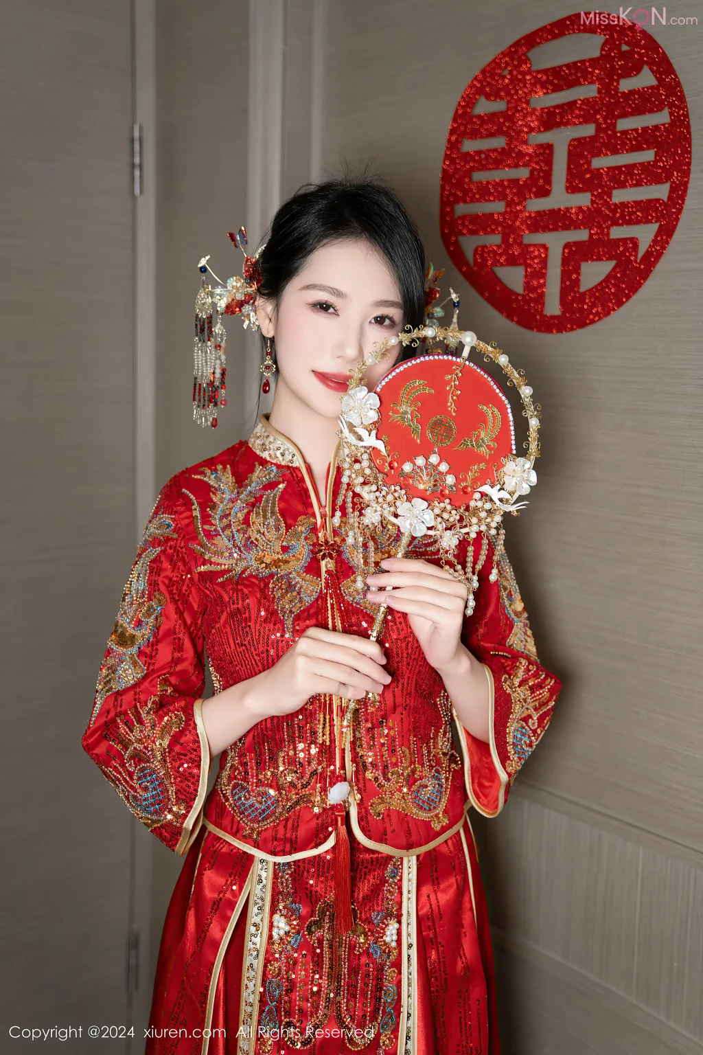 XIUREN No.8376 – 8385 (830 photos) 