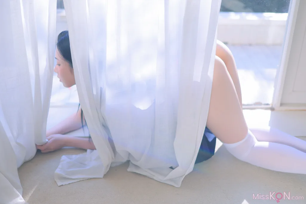 Yeon Woo (연우): JK (158 photos) 12 Yeon Woo (연우): JK (158 photos) 12