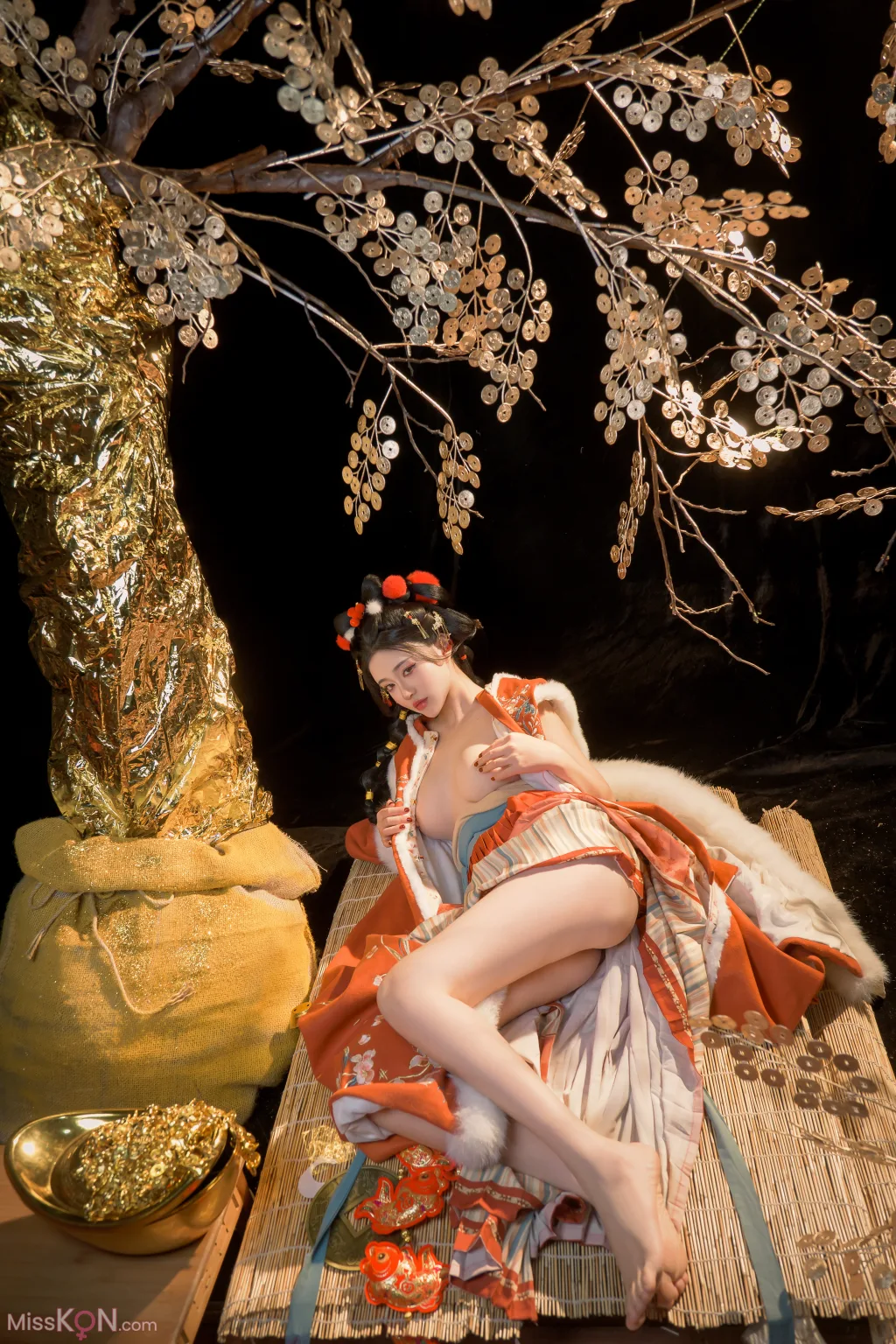 Coser@年年Nnian: 2025元旦 (84 photos) 19 Coser@年年Nnian: 2025元旦 (84 photos) 19