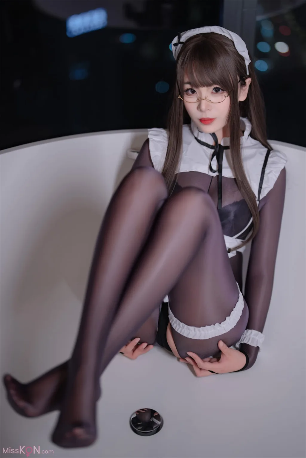Coser@轩萧学姐: 连体丝女仆 (90 photos) 5 Coser@轩萧学姐: 连体丝女仆 (90 photos) 5