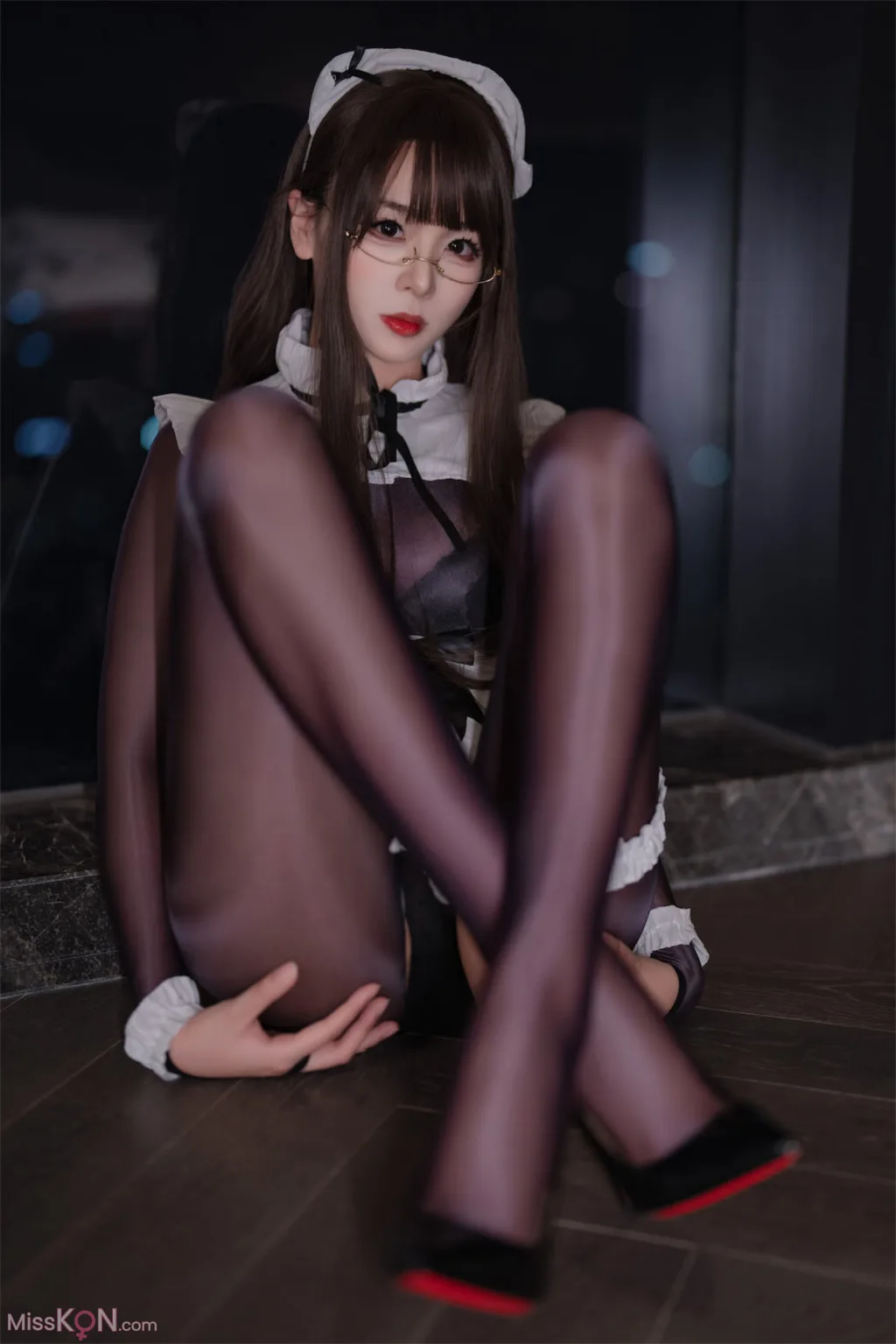 Coser@轩萧学姐: 连体丝女仆 (90 photos) 4 Coser@轩萧学姐: 连体丝女仆 (90 photos) 4