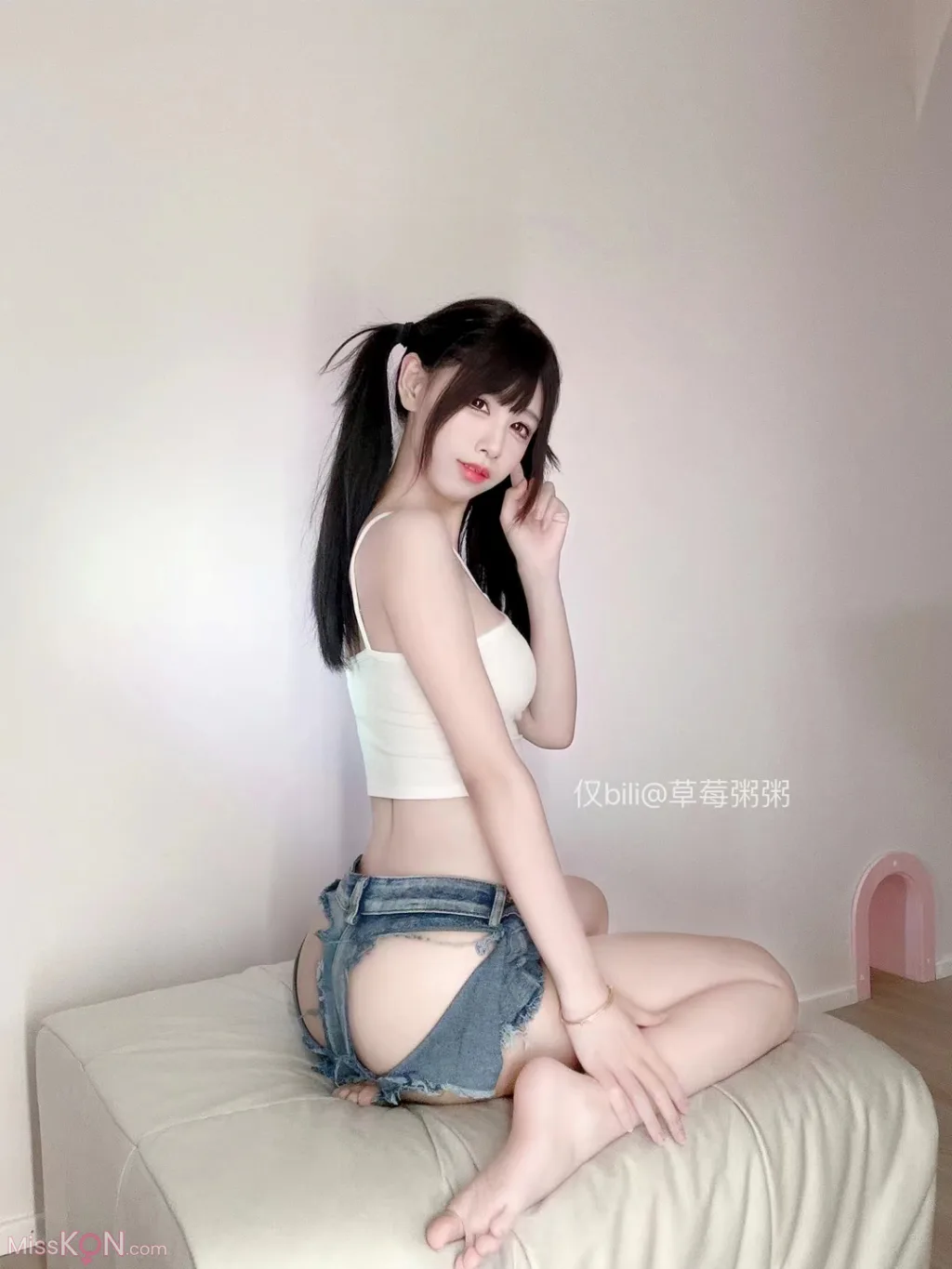 草莓粥粥: 2024年4月舰长福利 (216 photos ) 5 草莓粥粥: 2024年4月舰长福利 (216 photos ) 5