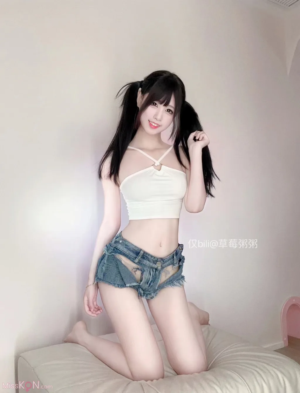 草莓粥粥: 2024年4月舰长福利 (216 photos ) 6 草莓粥粥: 2024年4月舰长福利 (216 photos ) 6