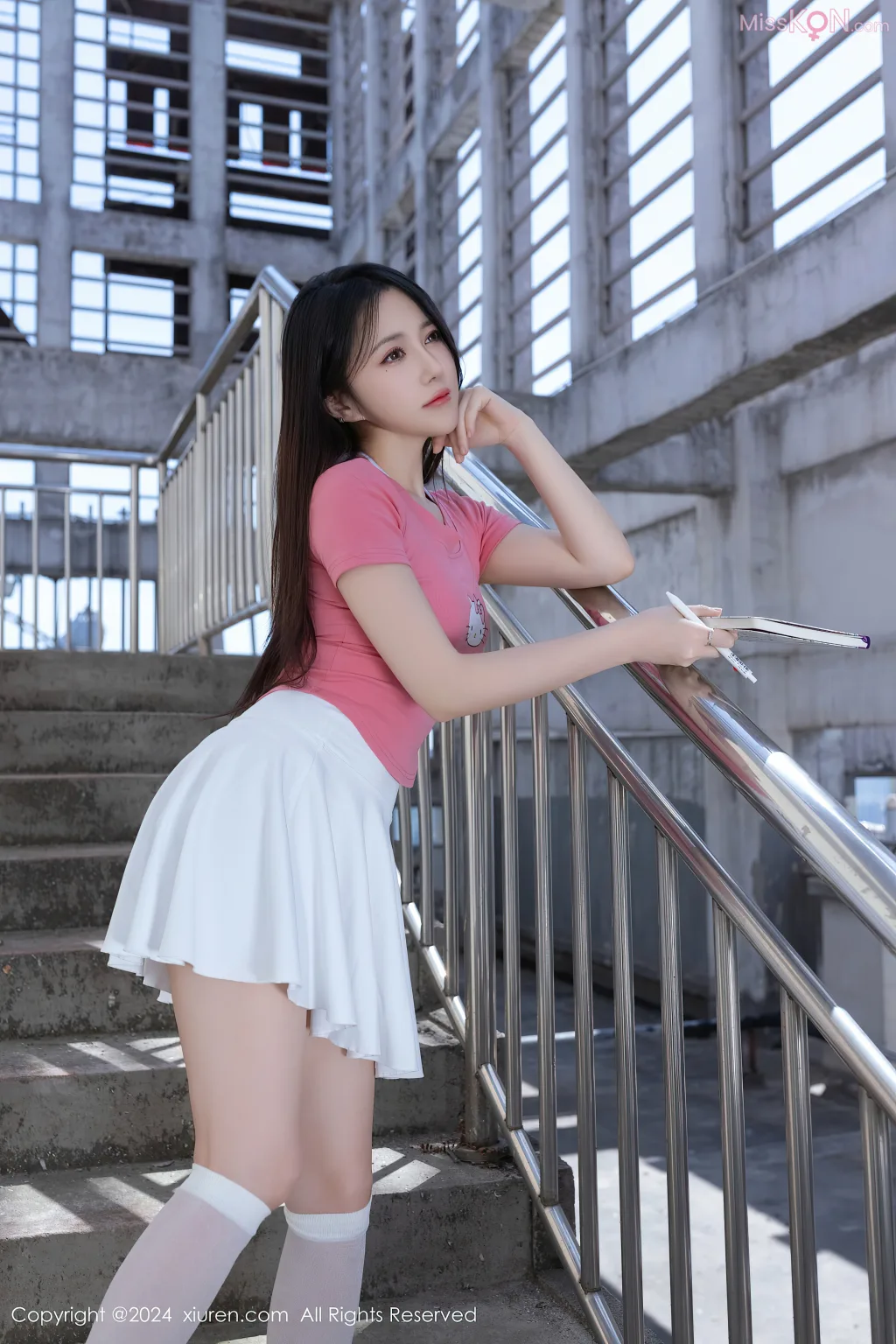 XIUREN No.8456 – 8465 (770 photos) 14 XIUREN No.8456 – 8465 (770 photos) 14