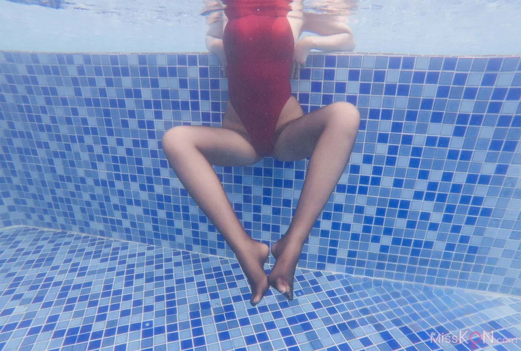 Coser@轩萧学姐: 竞泳本C (116 photos ) 14 Coser@轩萧学姐: 竞泳本C (116 photos ) 14