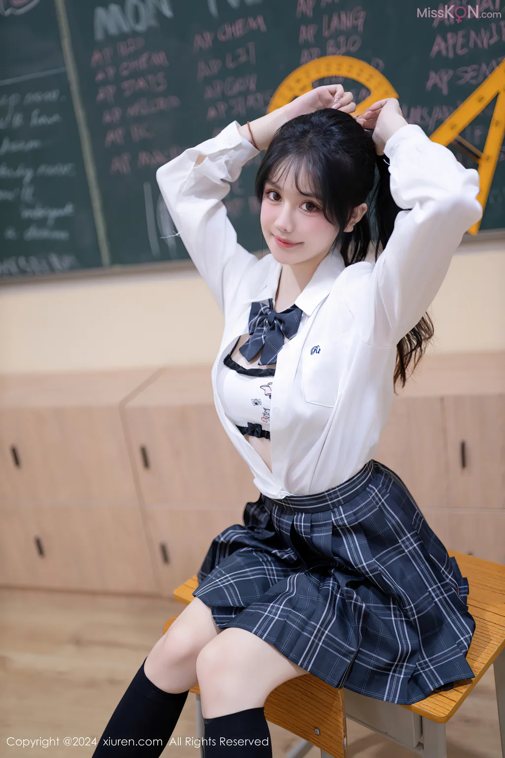 XIUREN No.8056 – 8065 (790 photos) 2 XIUREN No.8056 – 8065 (790 photos) 2
