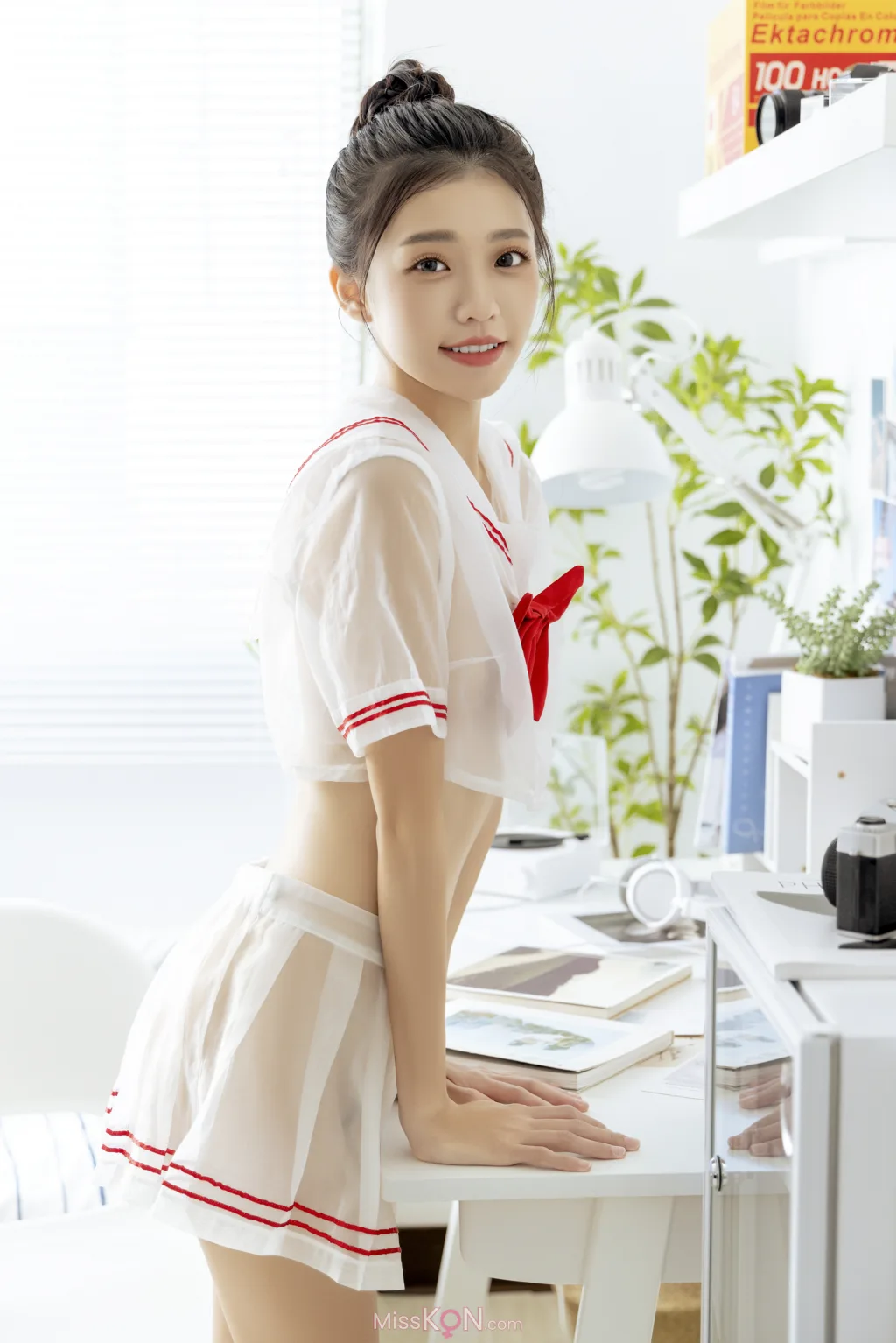 [JVID] 妍妍 Angel: 电竞少女-超可愛微乳美少女-第一次的性感開發 (109 photos) 