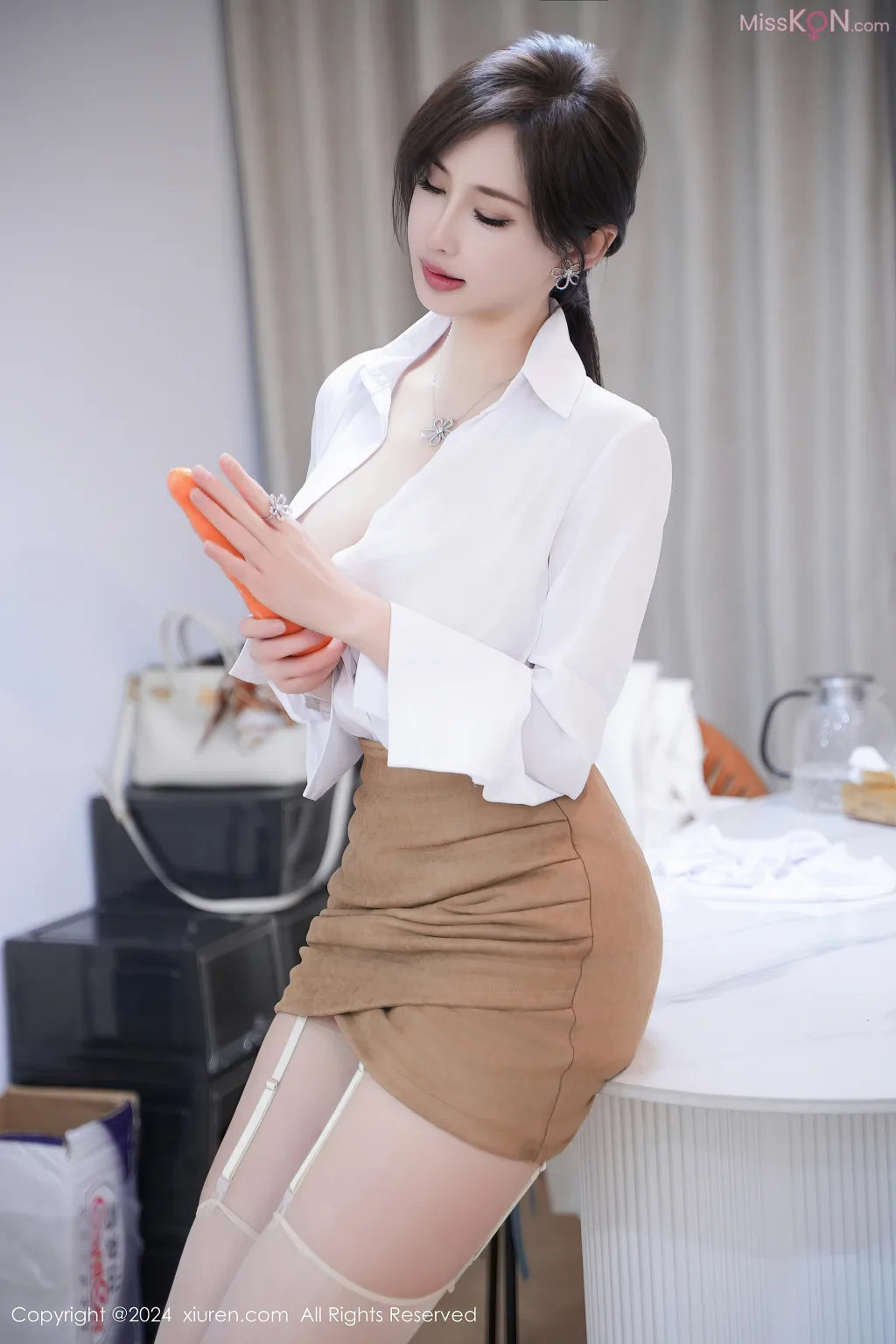 XIUREN No.8076 – 8085 (789 photos) 19 XIUREN No.8076 – 8085 (789 photos) 19