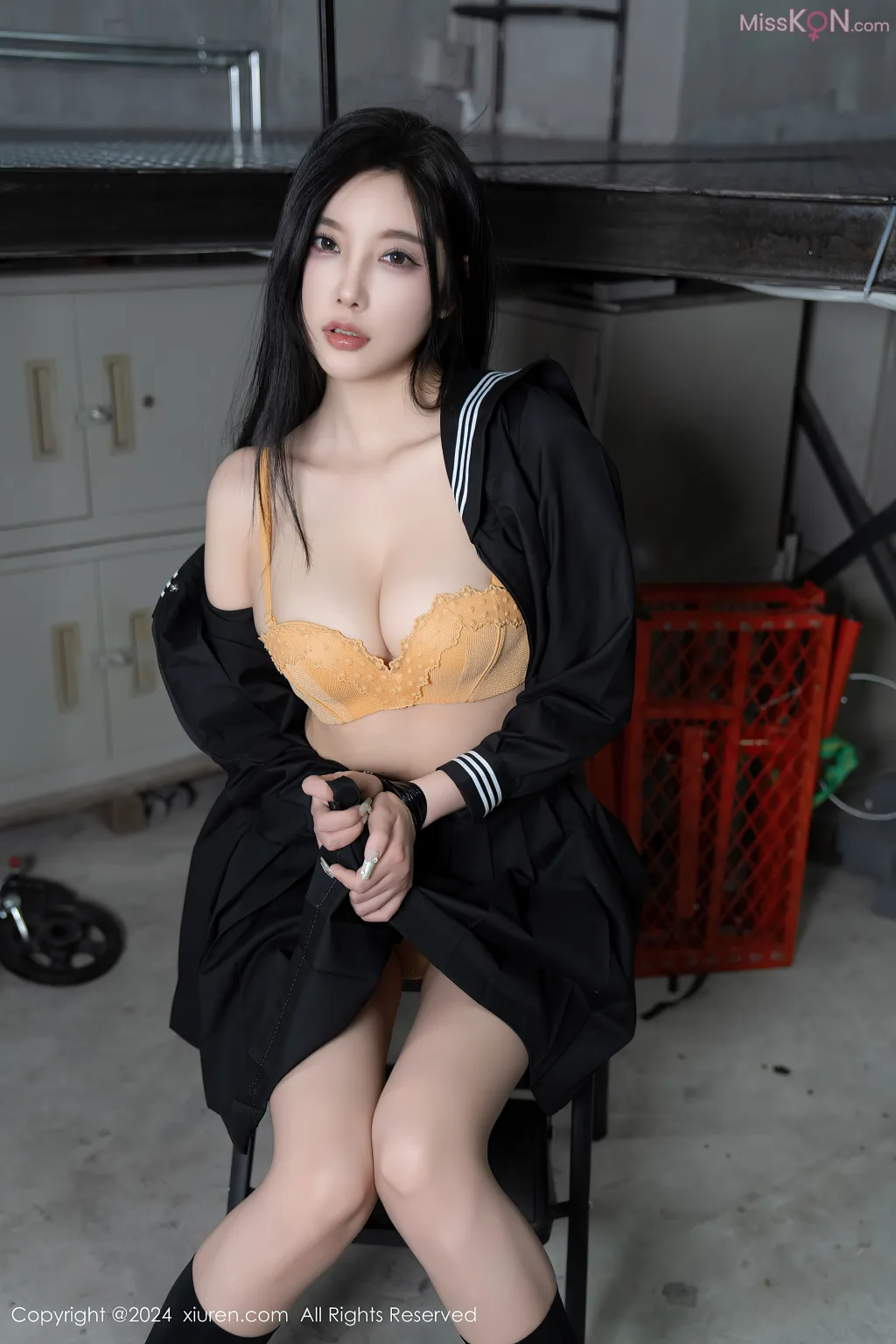 XIUREN No.8076 – 8085 (789 photos) 15 XIUREN No.8076 – 8085 (789 photos) 15