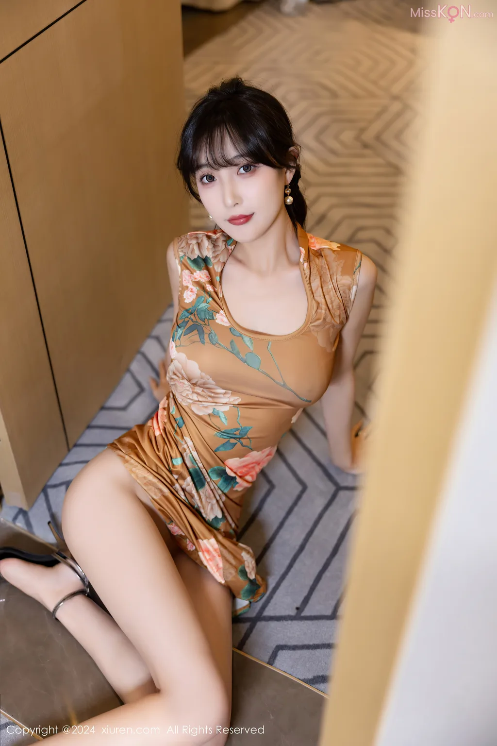 XIUREN No.8076 – 8085 (789 photos) 8 XIUREN No.8076 – 8085 (789 photos) 8