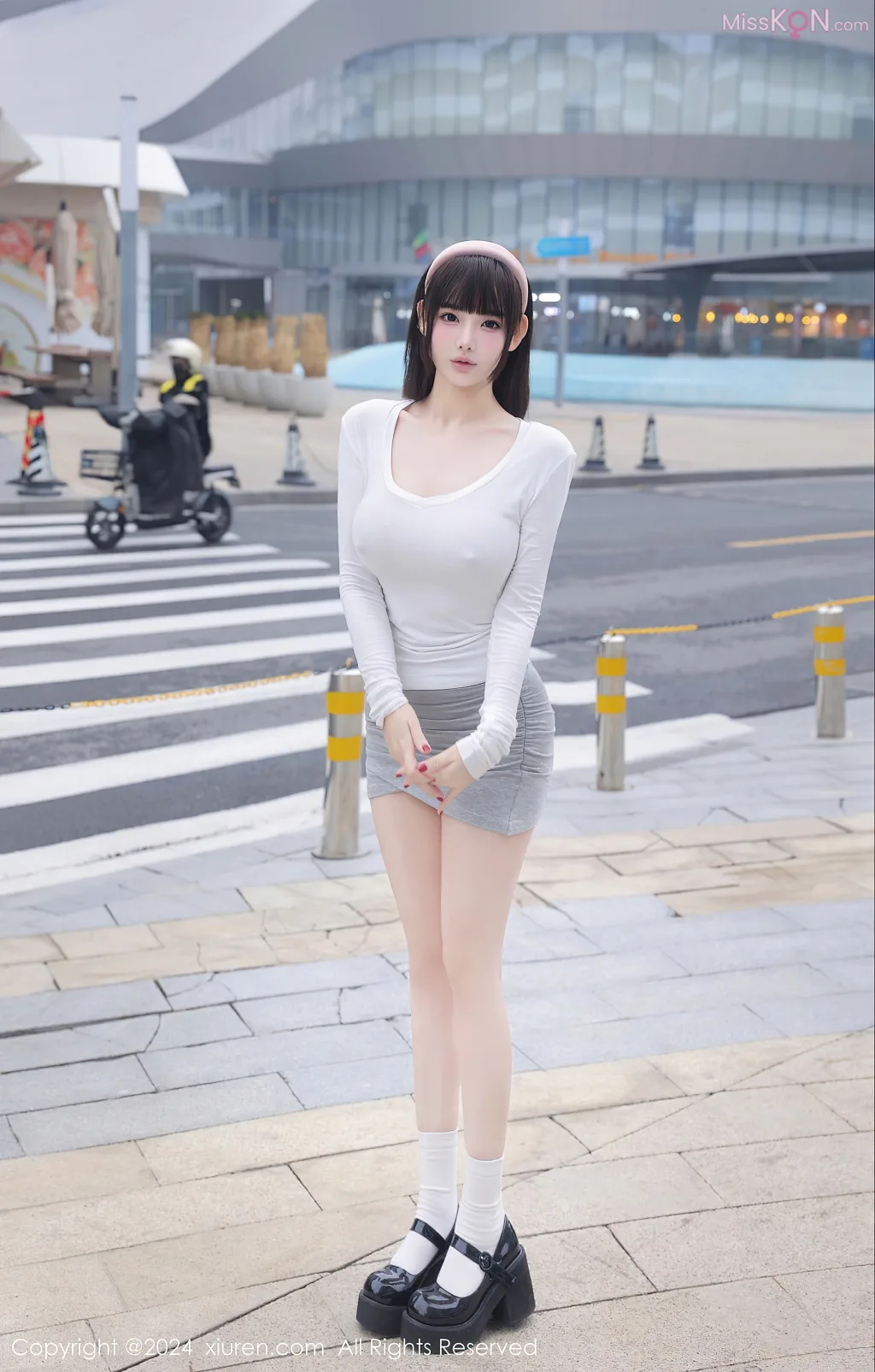 XIUREN No.8086 – 8095 (834 photos) 9 XIUREN No.8086 – 8095 (834 photos) 9