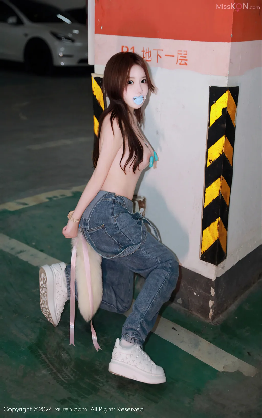 XIUREN No.8086 – 8095 (834 photos) 15 XIUREN No.8086 – 8095 (834 photos) 15