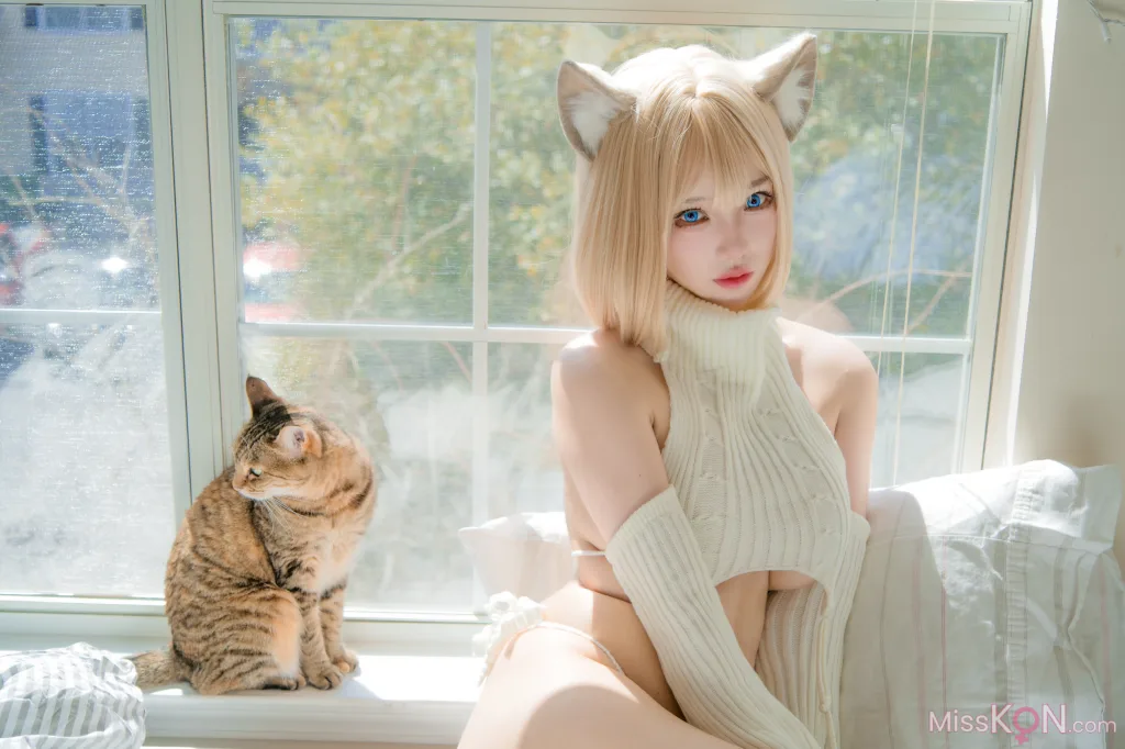Coser@狐洛洛子: 慵懒白猫 (36 photos) 15 Coser@狐洛洛子: 慵懒白猫 (36 photos) 15