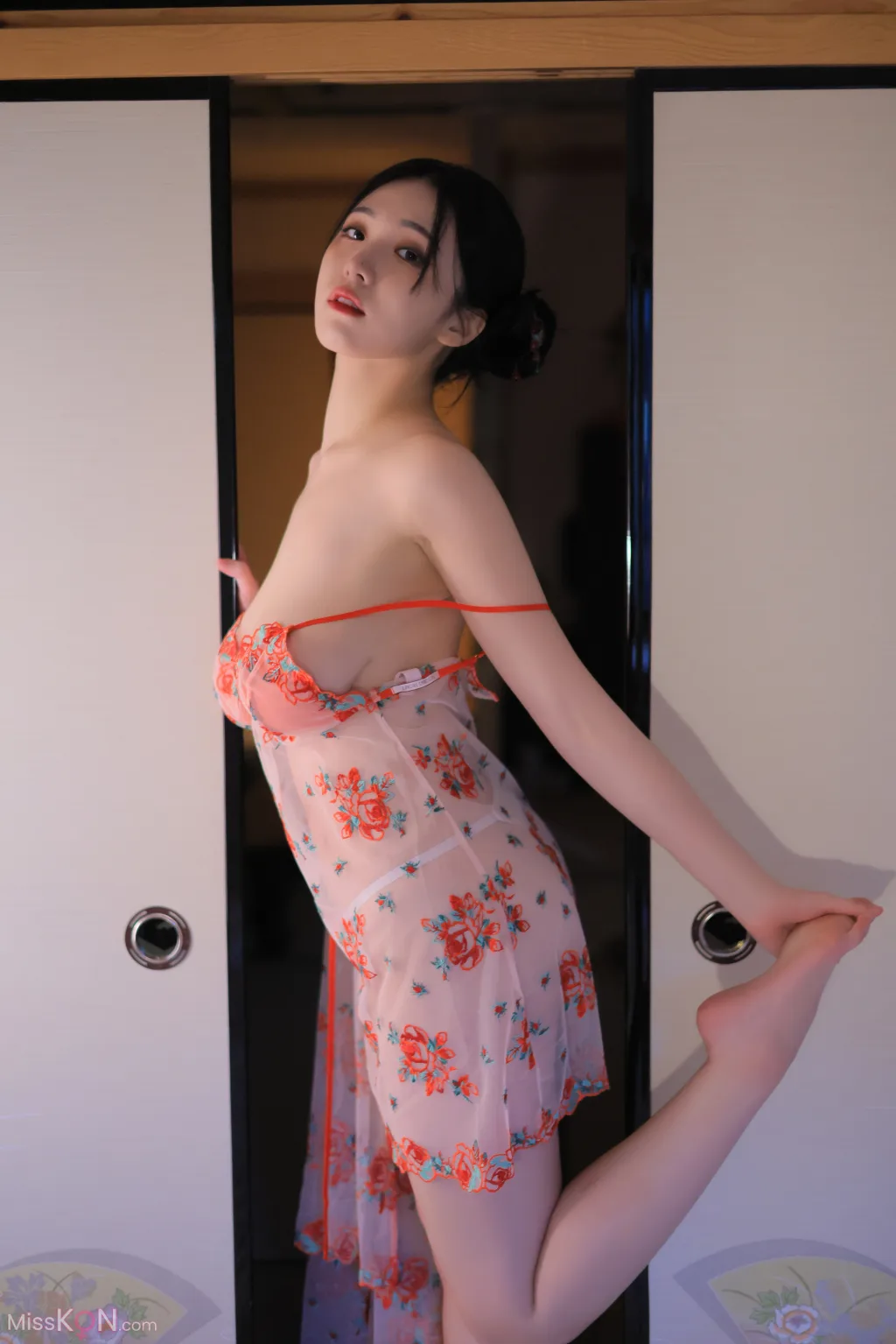 Yeon Woo (연우): Heat (148 photos ) 5 Yeon Woo (연우): Heat (148 photos ) 5