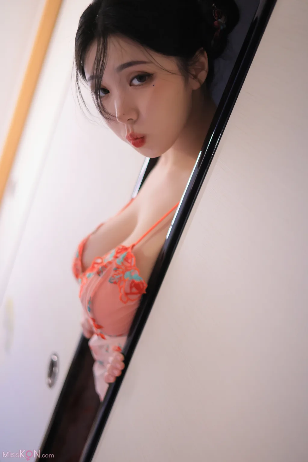 Yeon Woo (연우): Heat (148 photos ) 6 Yeon Woo (연우): Heat (148 photos ) 6