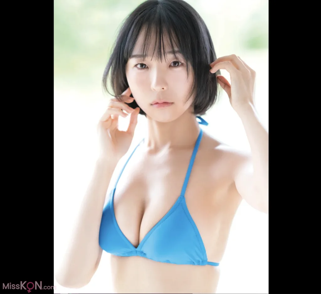 [JP] Aya Kajishima (鍛治島彩): FRIDAY GOLD とびっきりの初ビキニ (12 photos)