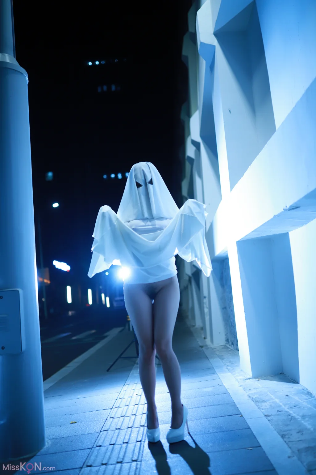 Coser@上杉绘梨落: 幽灵娘 (37 photos)