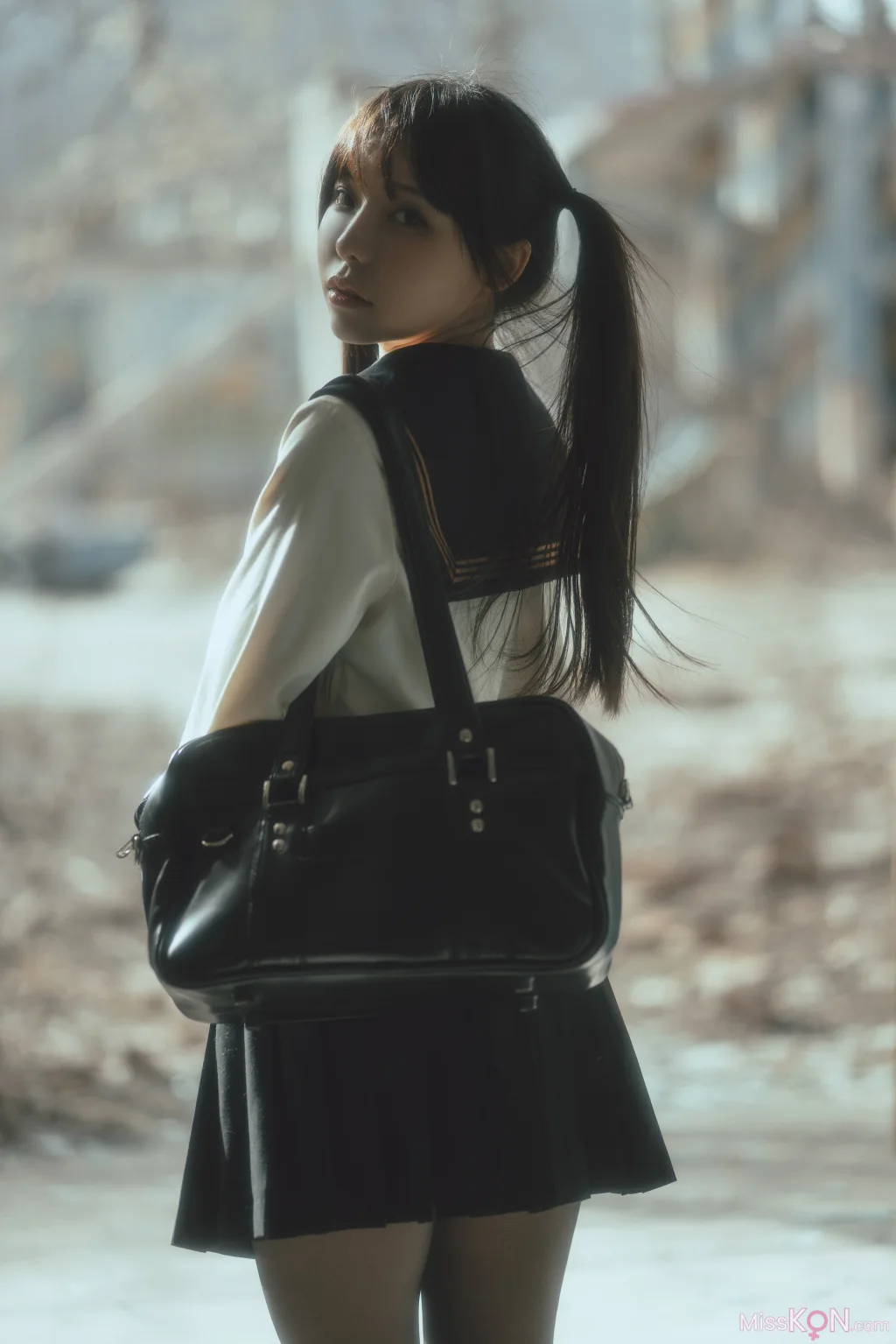 Coser@六味帝皇酱: 废墟JK (52 photos) 1 Coser@六味帝皇酱: 废墟JK (52 photos) 1
