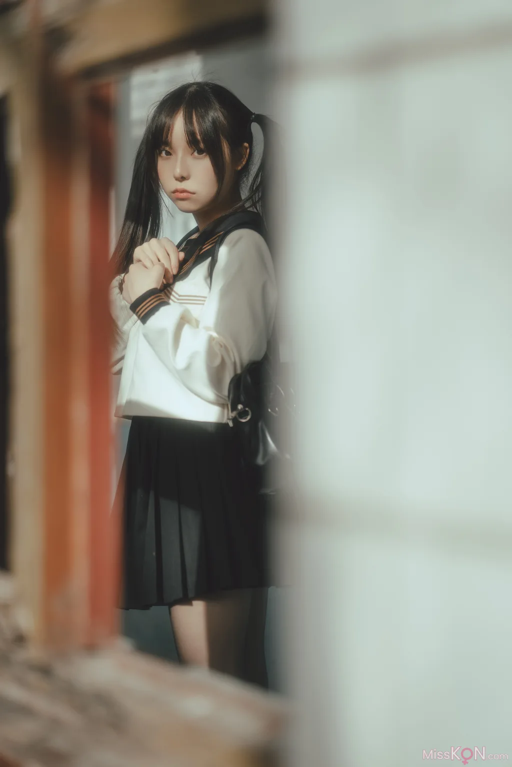Coser@六味帝皇酱: 废墟JK (52 photos) 6 Coser@六味帝皇酱: 废墟JK (52 photos) 6