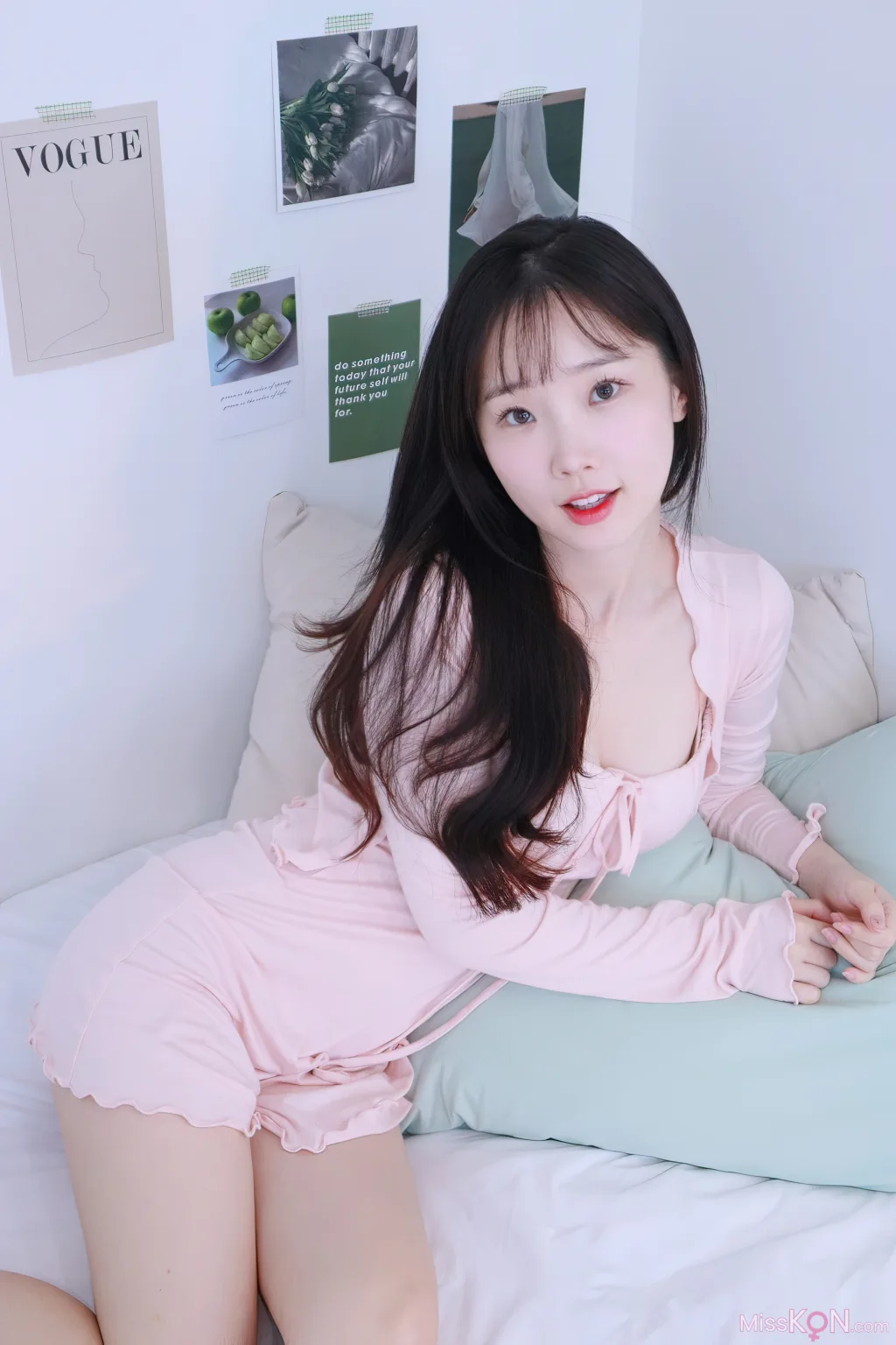 Pureding: Sexy Photobook 11 (48 photos + 2 videos)